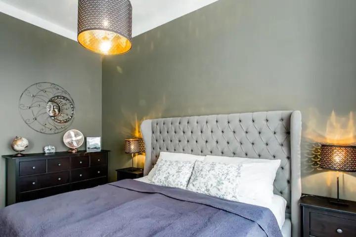 Apartmán Luxury At Centre Andel! *